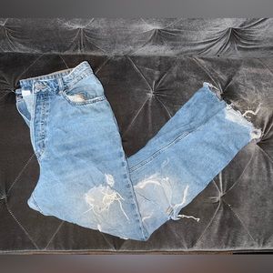 H&M Distressed Mom Jean Size 8